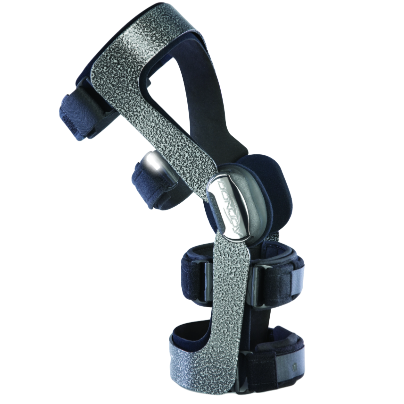 Explaining the Use of a Knee Brace to a Patient Motioncare