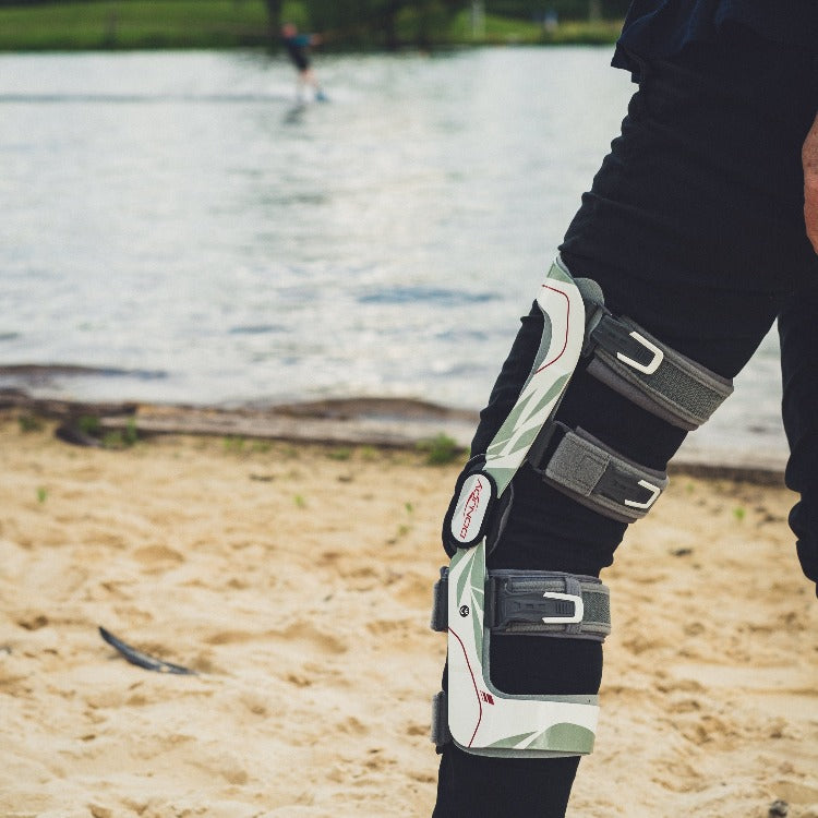 DonJoy Renegade ACL Ligament Knee Brace Motioncare