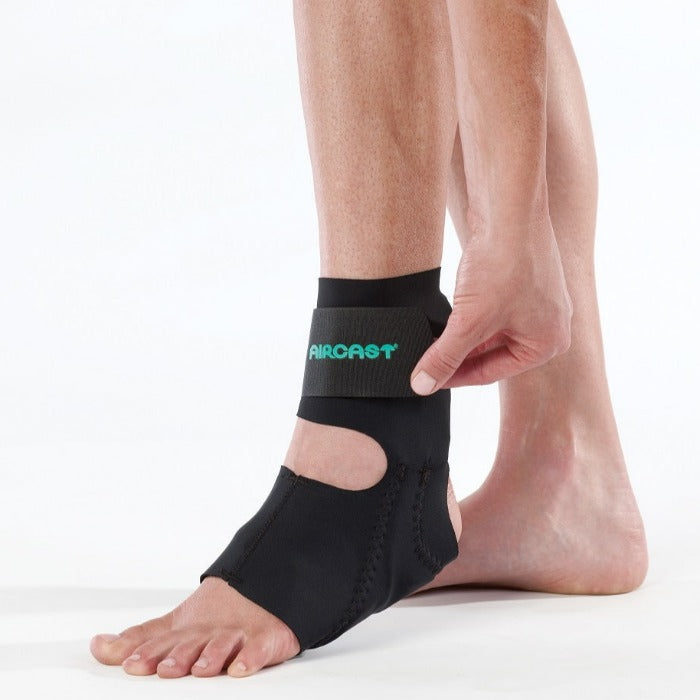 AirHeel Heel and Foot Support with Compression – Motioncare
